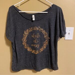 Lightweight gray Alpha Chi Omega flowy tee